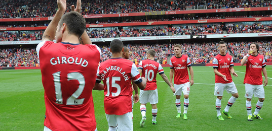 1-3！1-1！英超冷门夜：2大豪门不胜 阿森纳渔翁得利 争冠仅剩1对手（1-3、1-1！英超爆冷夜：两大豪门未胜，阿森纳坐收渔利，争冠仅剩一对手）