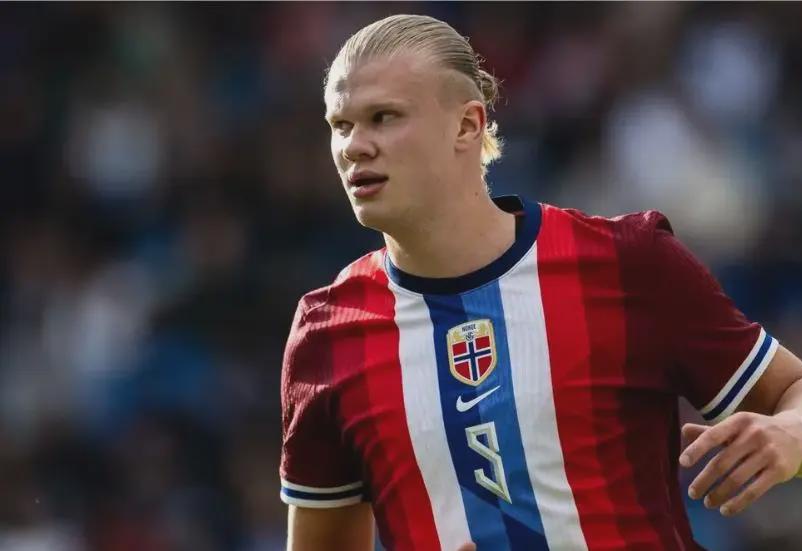 转会籍刚满3个月，华裔球员陈达毅有望随库拉索首度参加世界杯