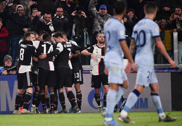 绿茵传承，足球主题文化展“十五运”站在广东美术馆开幕（绿茵传承：“十五运”站足球主题文化展在广东美术馆启幕）