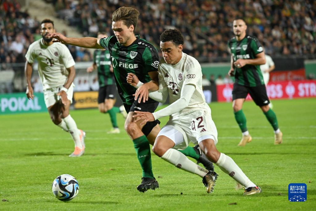 3战全胜！杨舒予9助攻卫冕冠军广东女篮大胜浙江 周琪22+6三分（广东女篮三连胜！卫冕冠军大胜浙江 杨舒予送出9助攻 周琪砍22分飙6记三分）