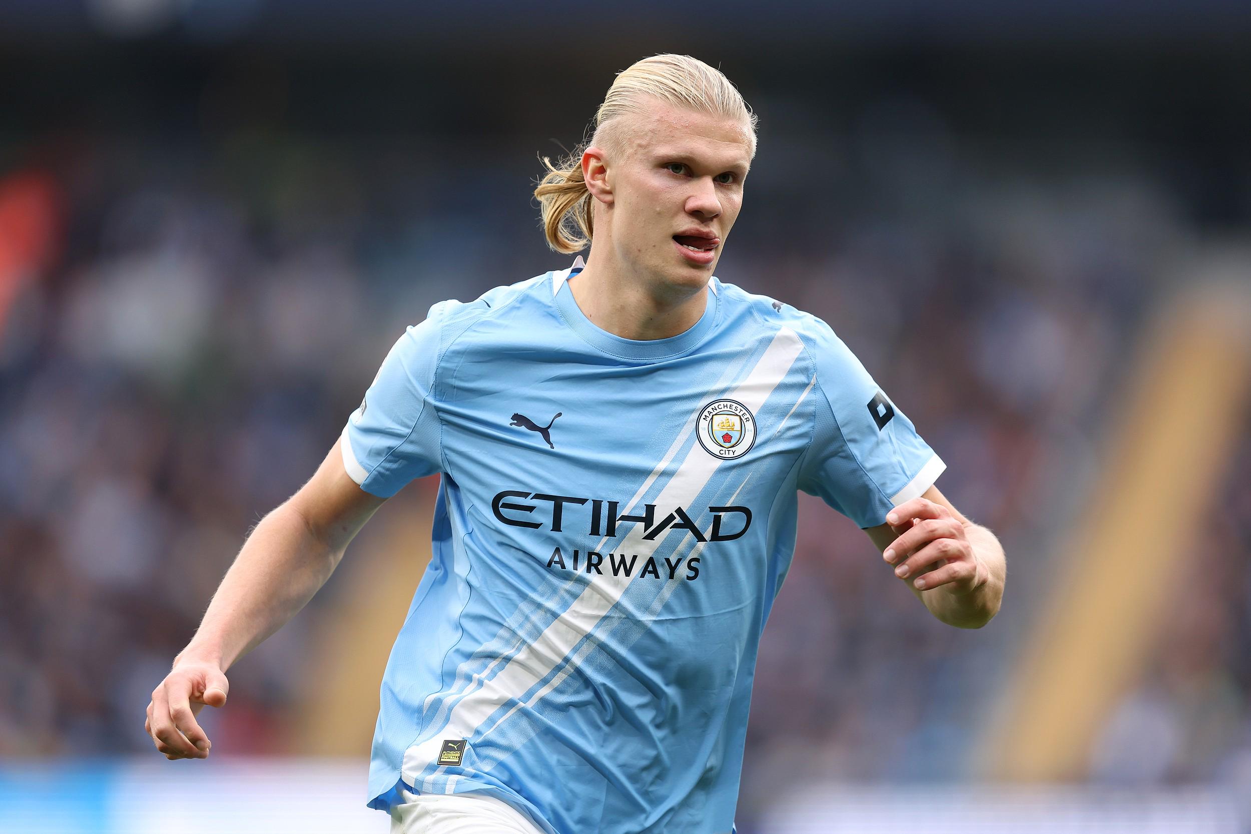 老佛爷：特瓦斯的薪水是英超主席的六倍，现在是时候清算他了（老佛爷：特瓦斯薪资是英超主席的6倍，清算他的时刻到了）