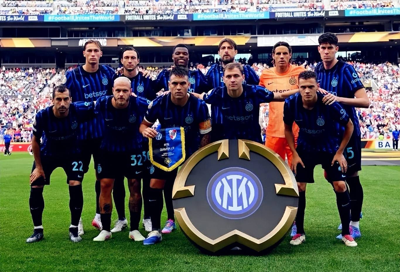 心理专家：阿劳霍目前身体状况良好，但他存在心理问题（心理专家称阿劳霍身体状况良好，但有心理困扰）