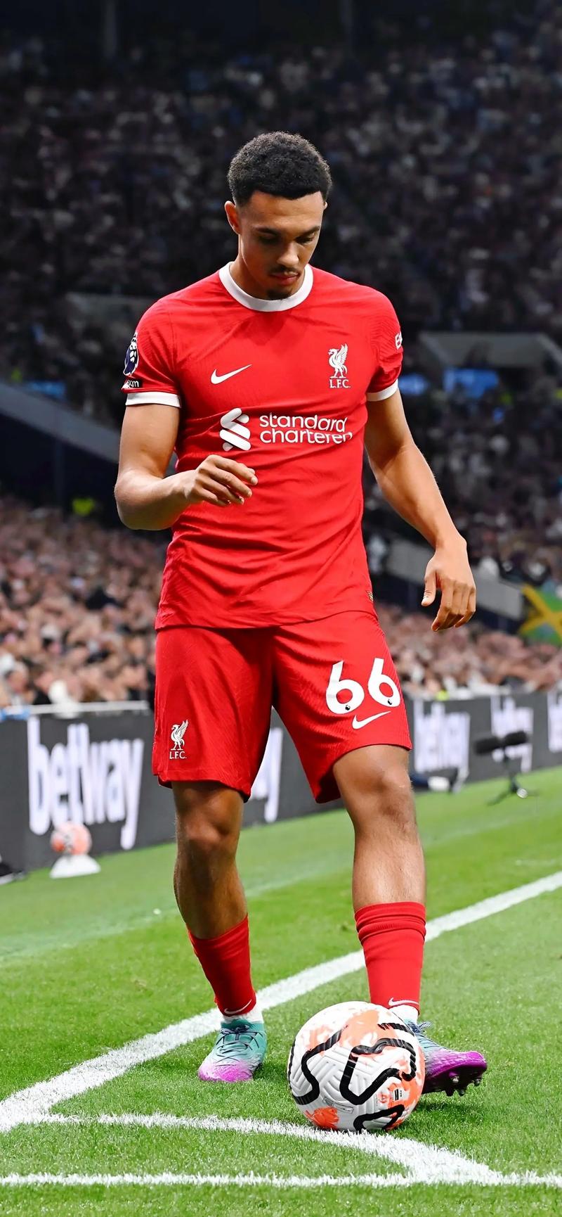 罗体：罗马询问赛义德-马拉，但优先目标仍是齐尔克泽（罗体：罗马已打听赛义德-马拉，首选依然是齐尔克泽）