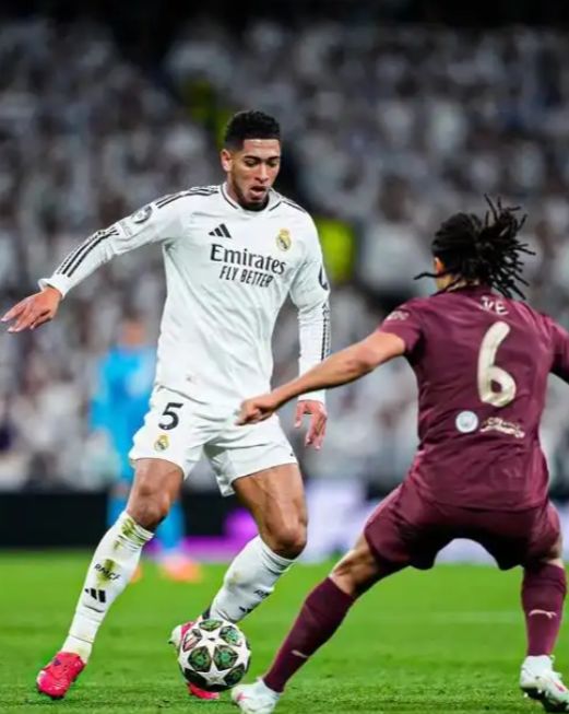 法尔克：纽卡等队曾想引进卡尔，但拜仁抢先与球员完成续约（法尔克：纽卡等队有意卡尔，拜仁先一步与其完成续约）