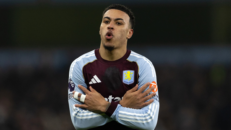 辛苦!王楚钦谈一日三赛：的确感觉有点累了!幸好搭档都是世界最强（王楚钦谈一天三赛：确实有些疲惫，好在搭档皆为世界顶尖）