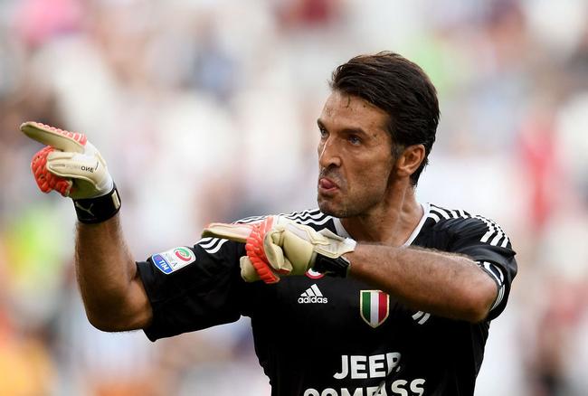 日职联半场：两队门将屡屡立功，川崎前锋0-0冈山绿雉（日职联半场战报：门将频献神扑，川崎前锋0-0冈山绿雉）