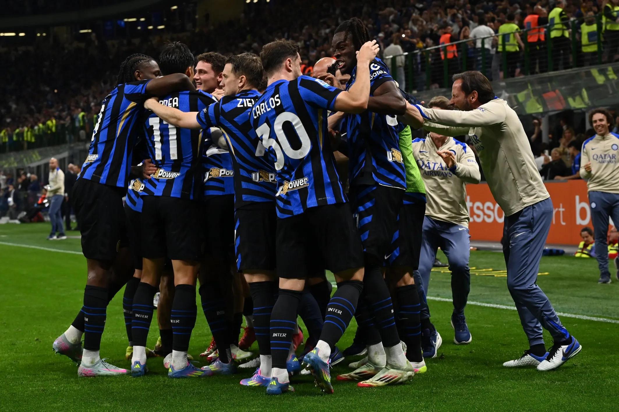 国少参加U17亚洲杯预选赛名单：邝兆镭、万项在列，谢晋入选（U17亚洲杯预选赛国少名单出炉：邝兆镭、万项在列，谢晋入围）